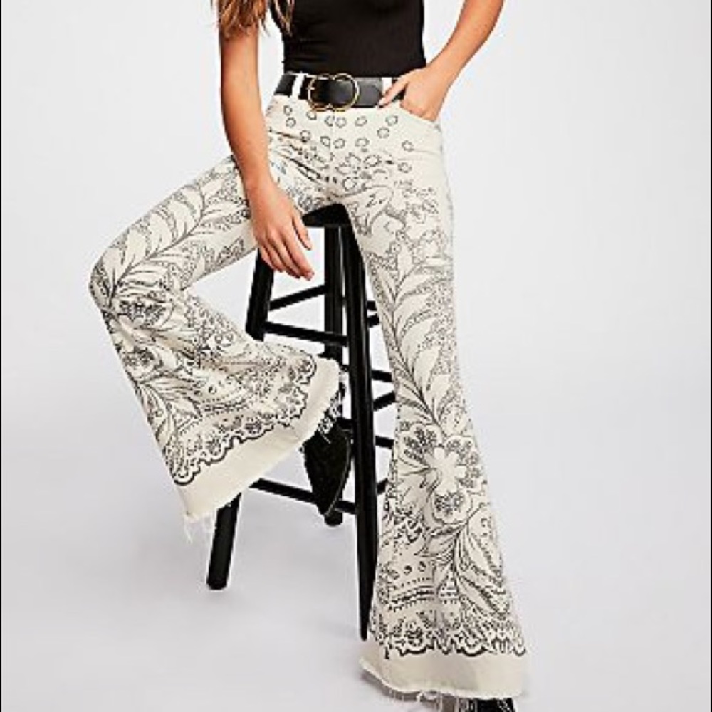🌈FOUND🌈ISO FREE PEOPLE BALI FLARE JEANS